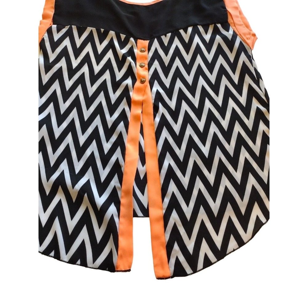 Absolute Angel Top Medium Rolled Cuff Open Back Zigzag Semi Sheer - Picture 8 of 10
